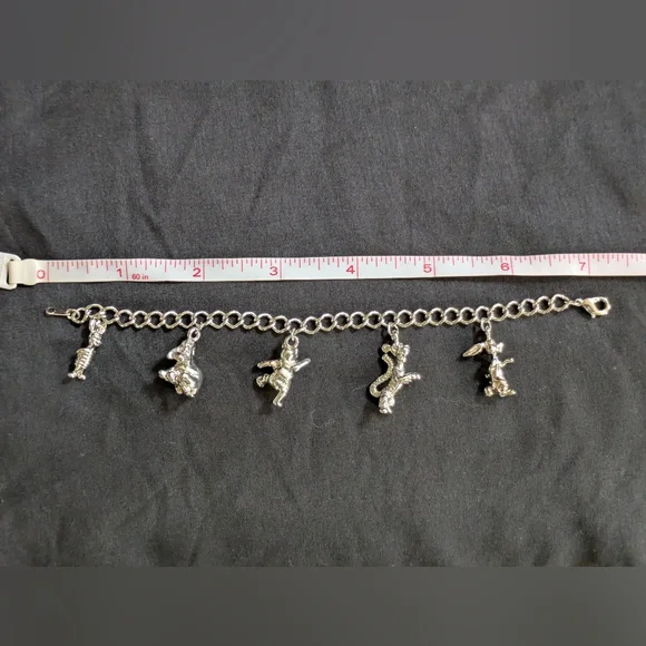 DISNEY Winnie The Pooh & Friends Silver Tone Charm Bracelet 7.25" - Picture 2 of 15